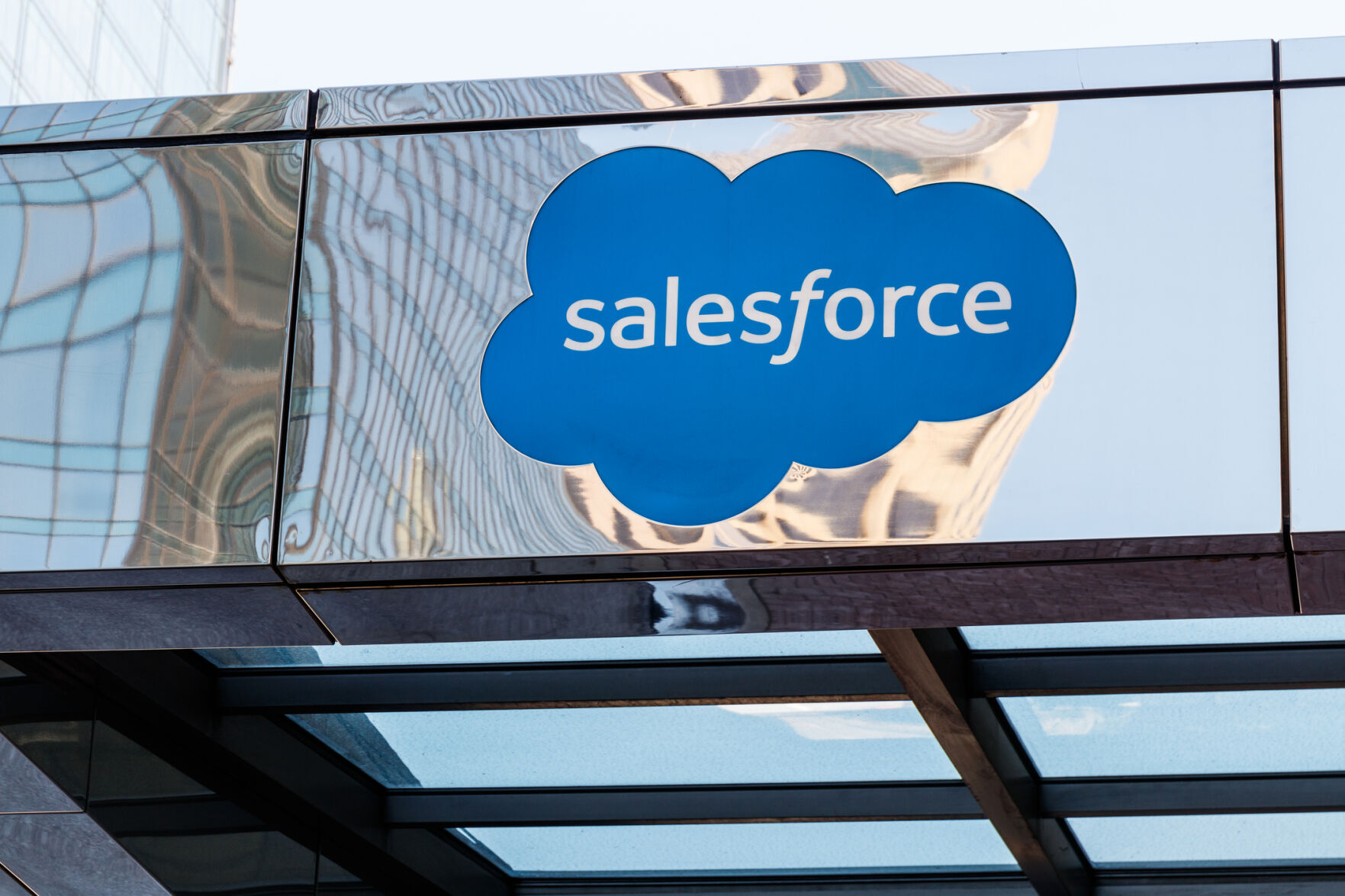 1999: Salesforce